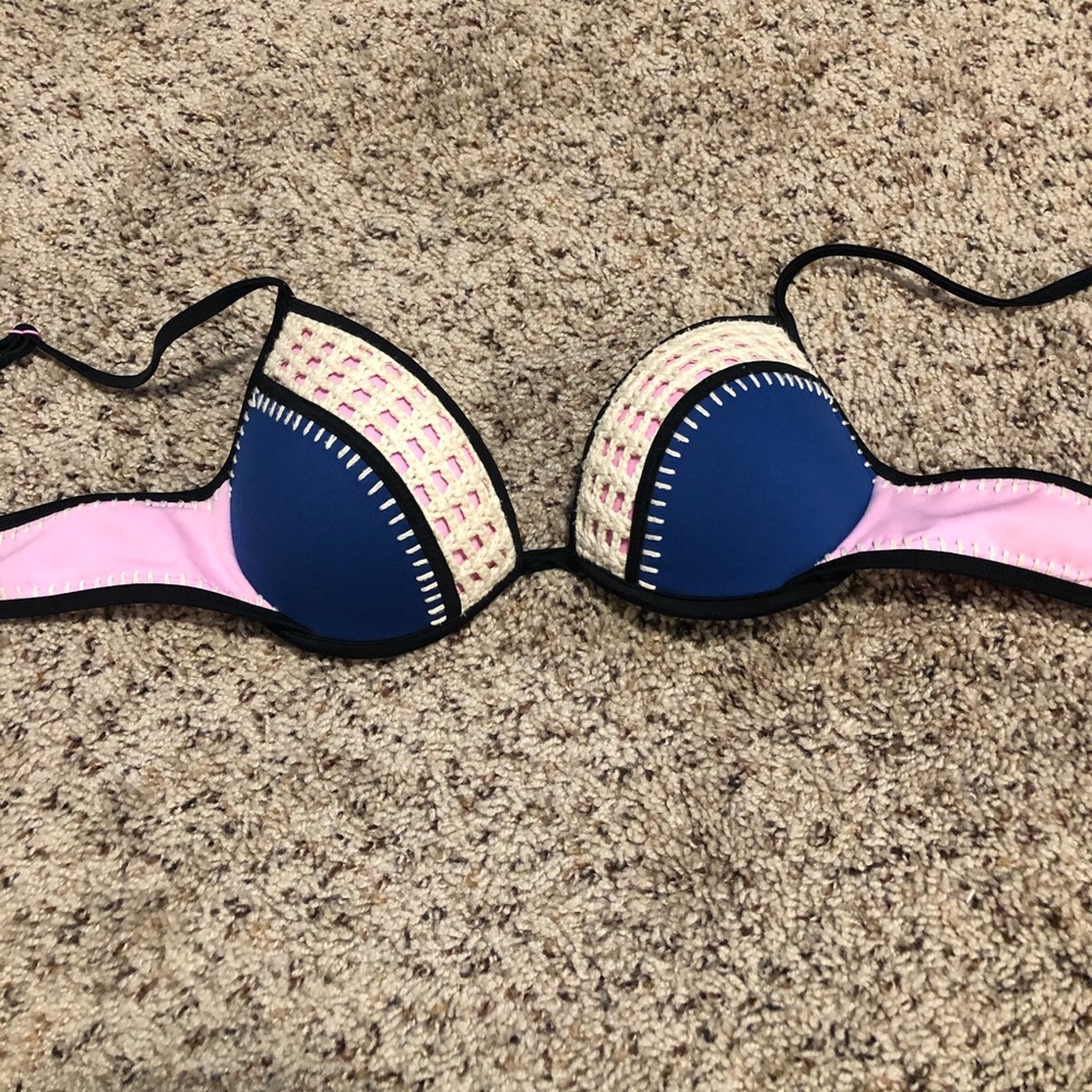 Victoria’s Secret swimsuit top